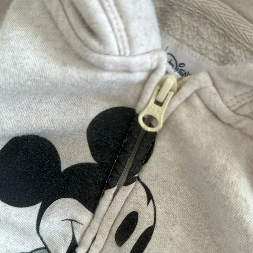 GAP disney mickey